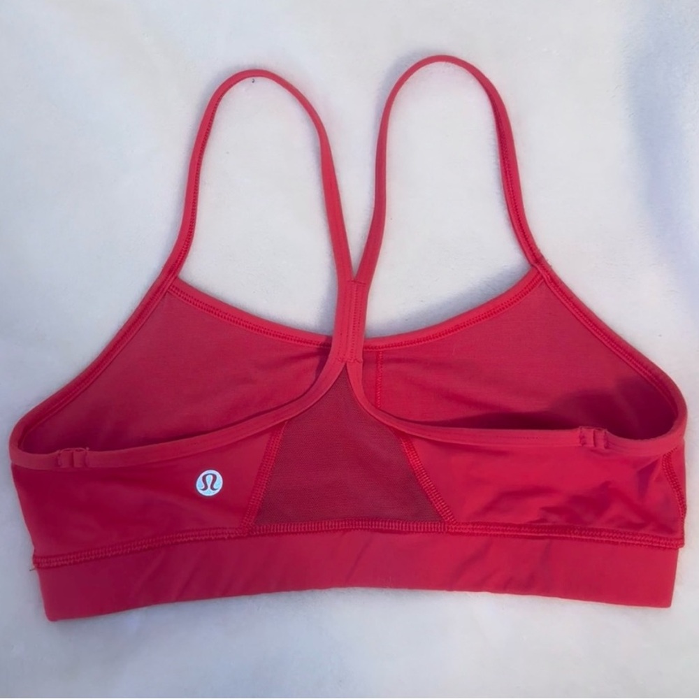 lululemon athletica Coral Flow Y Sports Bra